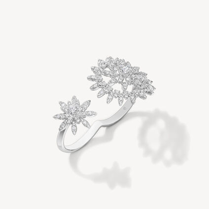 Aerial Sunburst Double Finger 钻石戒指, 18K 白金, large