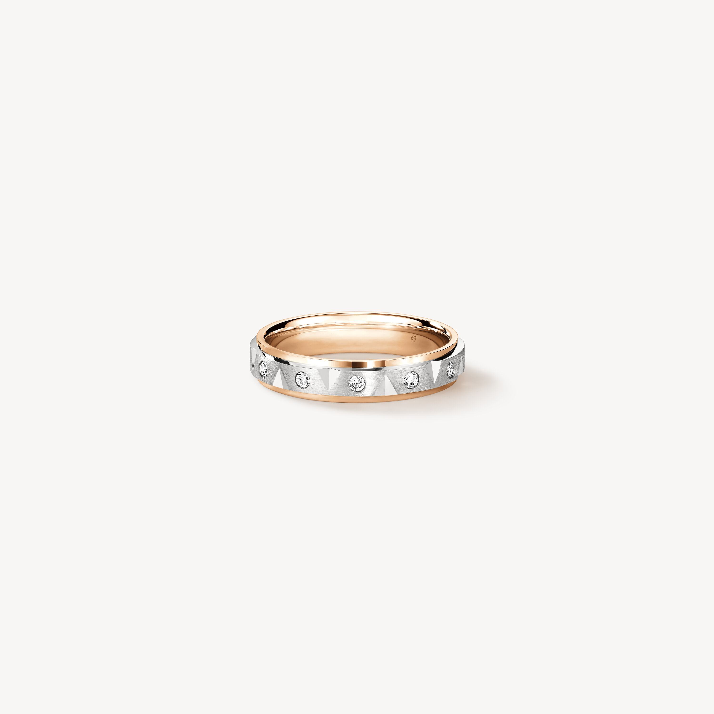 Love Chevron Eternity 结婚对戒 , 铂金和18K 玫瑰金, large
