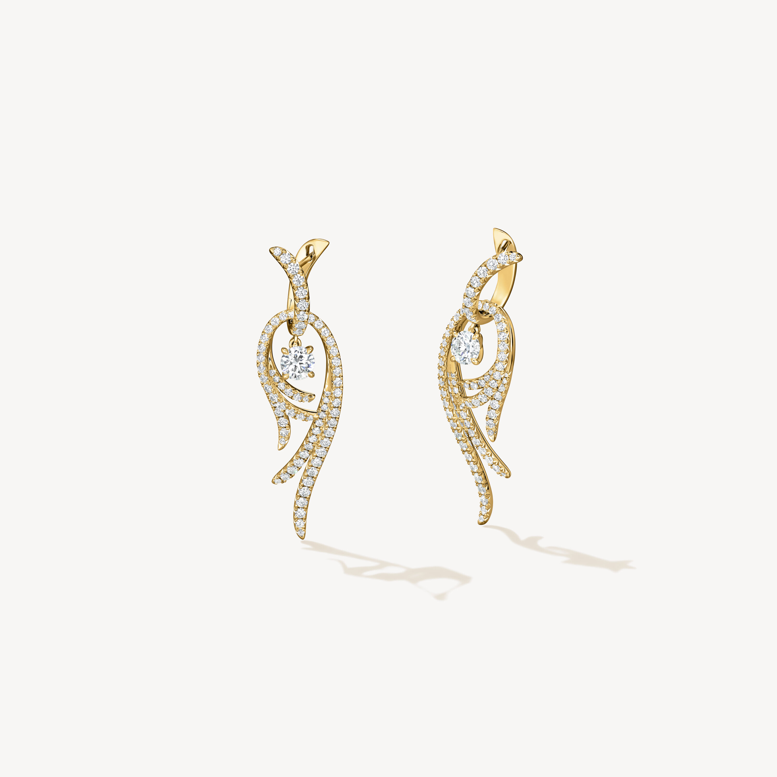 VELA Twisted Drop 钻石耳环 (小), 18K 黄金, large