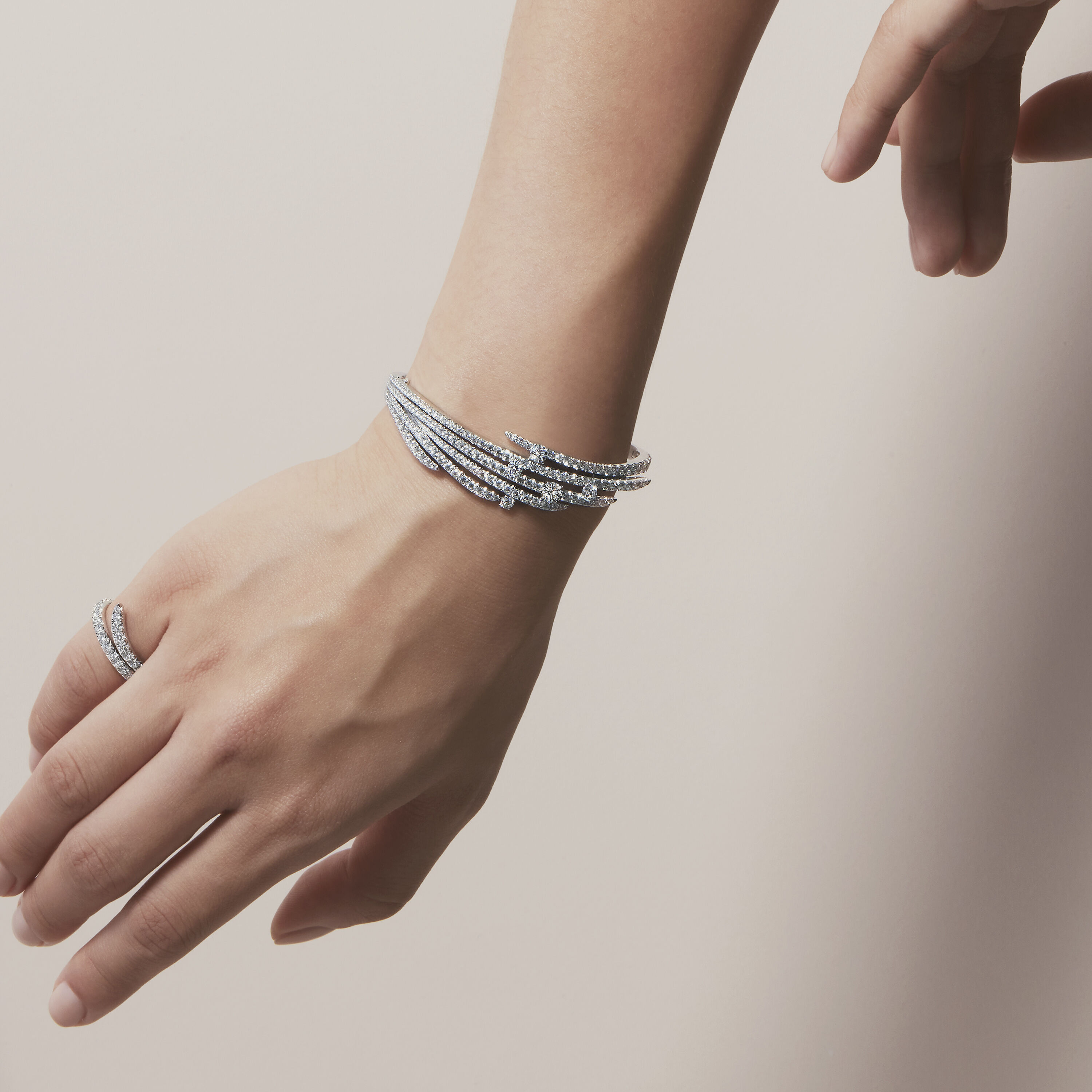 Vela 法式切割密镶钻石手镯, 18K 玫瑰金, large