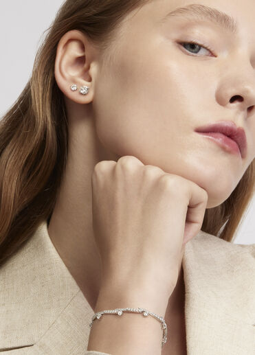 VELA系列Crossover 密镶钻石手链, 18K 白金 VELA系列Crossover 密镶钻石手链, 18K 白金, large