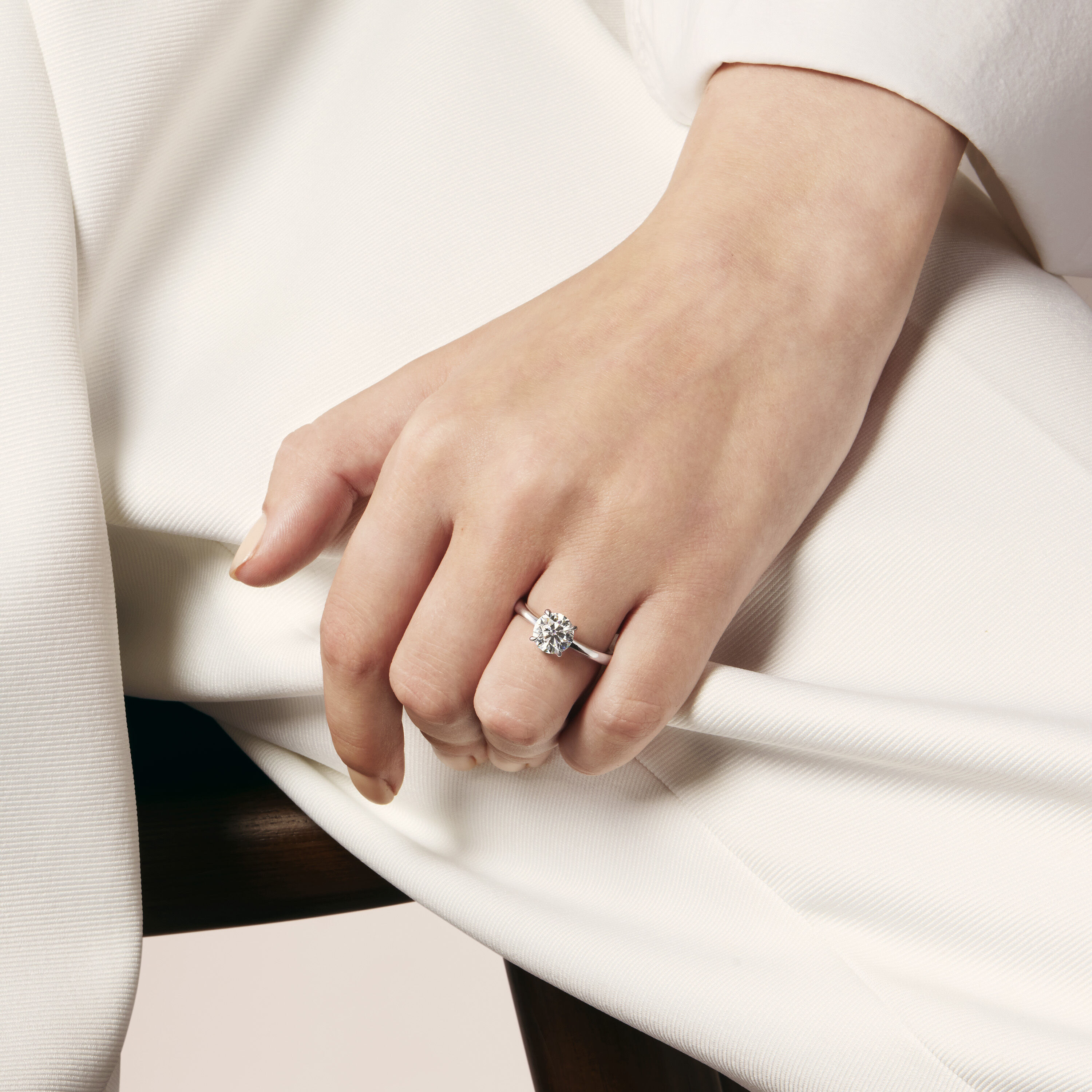 VELA Solitaire Ring, 18K Rose Gold, large
