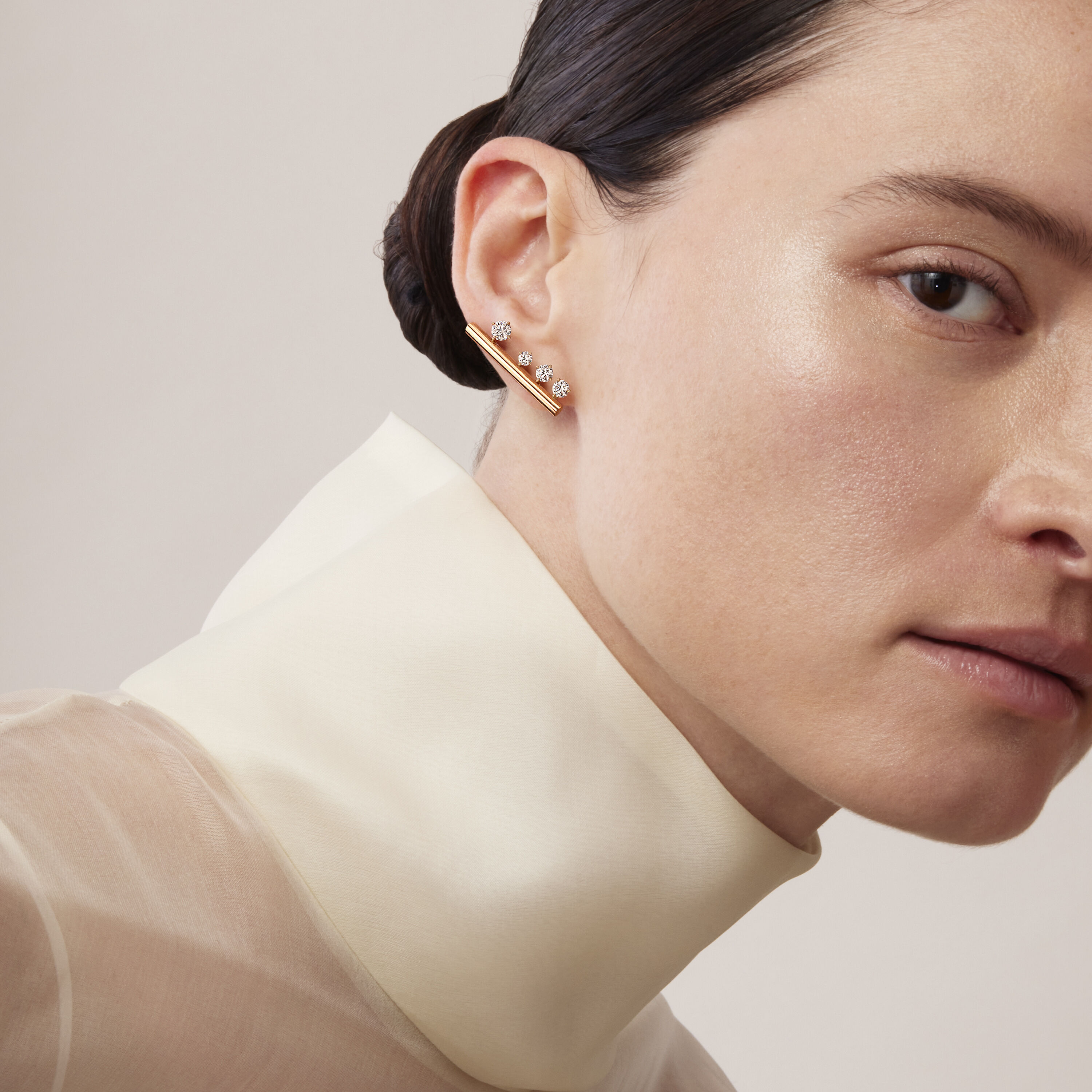 Barre 系列钻石耳廓耳环（大号）, 18K 玫瑰金, large